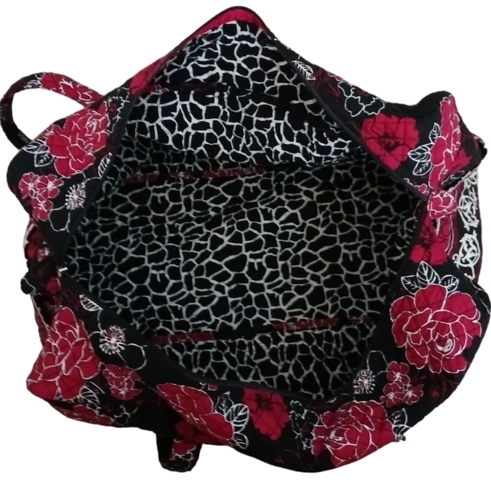 MARIE BY GIFTCRAFT RED & BLACK FLORAL DUFFLE BAG